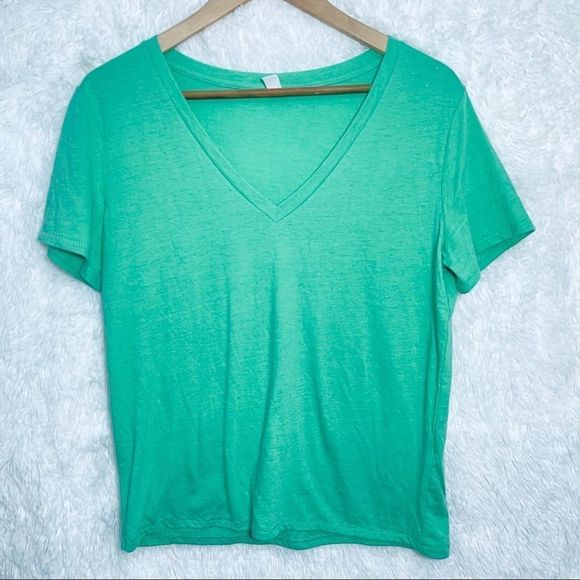 NWOT BP V-Neck Short Sleeve Tee S Green - Picture 9 of 14